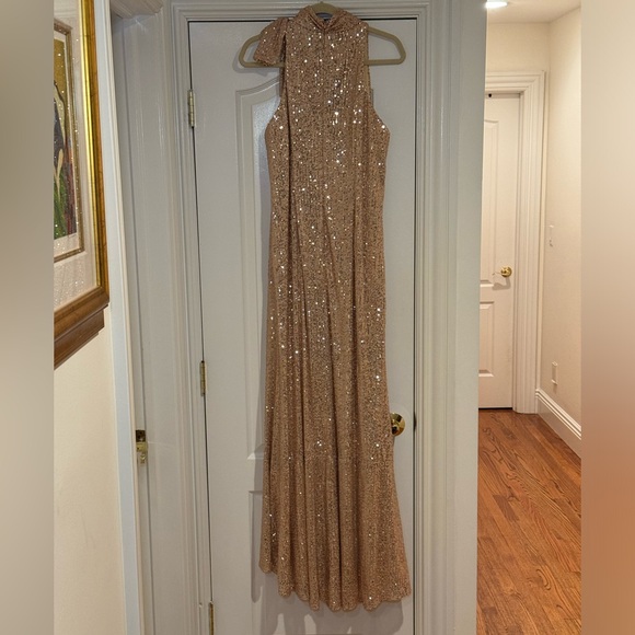 NWT Ieena for MacDuggal #11280 Sequined Soft Tie Halter Neck Column Gown Size 12 - Picture 4 of 10